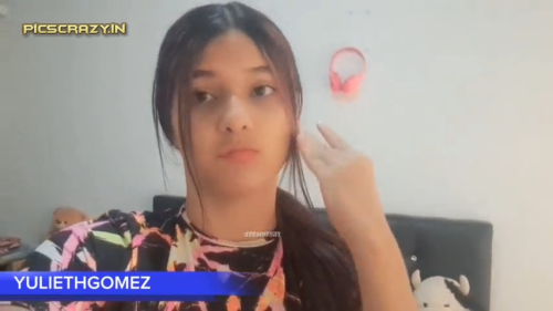 COLOMBIAN_MASTURBATES_HER_PUSSY_00-59.png