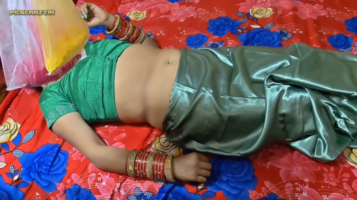 VS--HoliSpecialIndiancuteBhabhicelebratesHolibywithherDeverfeatLalitaSinghVirginFirstTimeDirtyTalkGirlfriendDesiHDPornxHamster-043.png