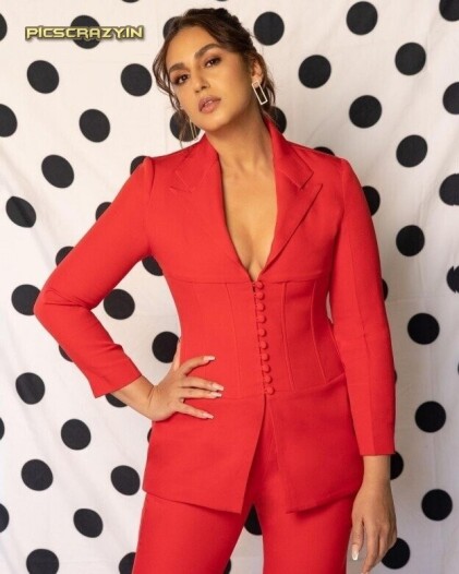huma-qureshi-stills-photos-pictures-368.jpg