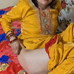 ghar-pe-pati-nhi-the-lalita-bhabhi-ko-jeth-ji-ne-chod-diya-6