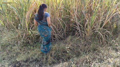 devar-ne-komar-ko-khet-me-pakda-ghar-par-choda-13.jpg