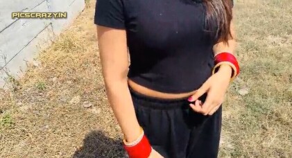 Jamin-dekhne-gyi-lady-ne-free-me-jamin-ki-deal-ki.jpg