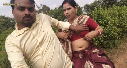 bike-par-apne-premi-ke-sath-chuchi-daba-ke-sex-kiya-public-sex.jpg